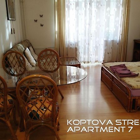 Holiday Apartments Karlsbad Buitenkant foto